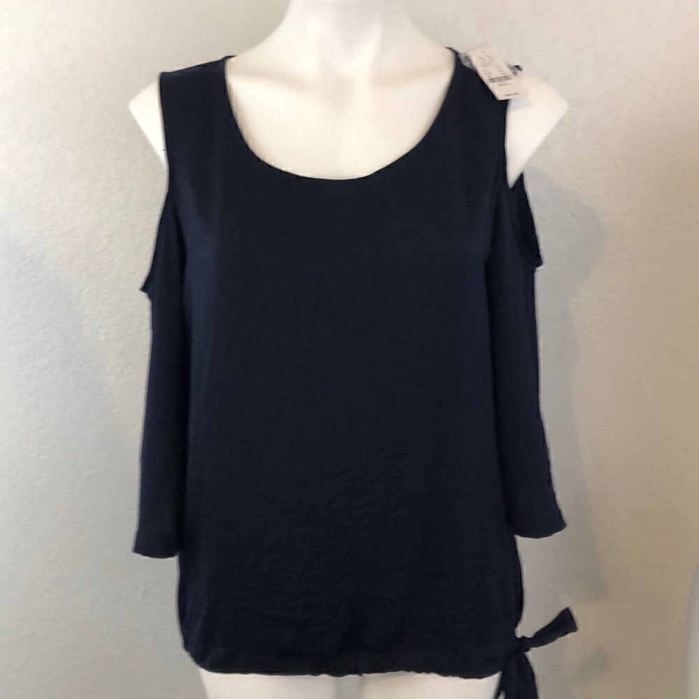 NY & Co cold shoulder blouse